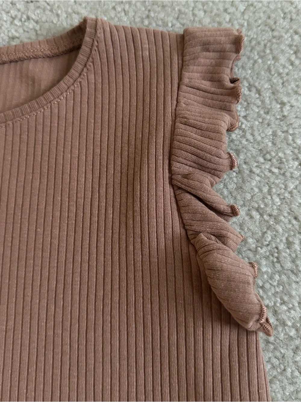 H&M Girls 8/10 Brown Ribbed Flutter Sleeve Top